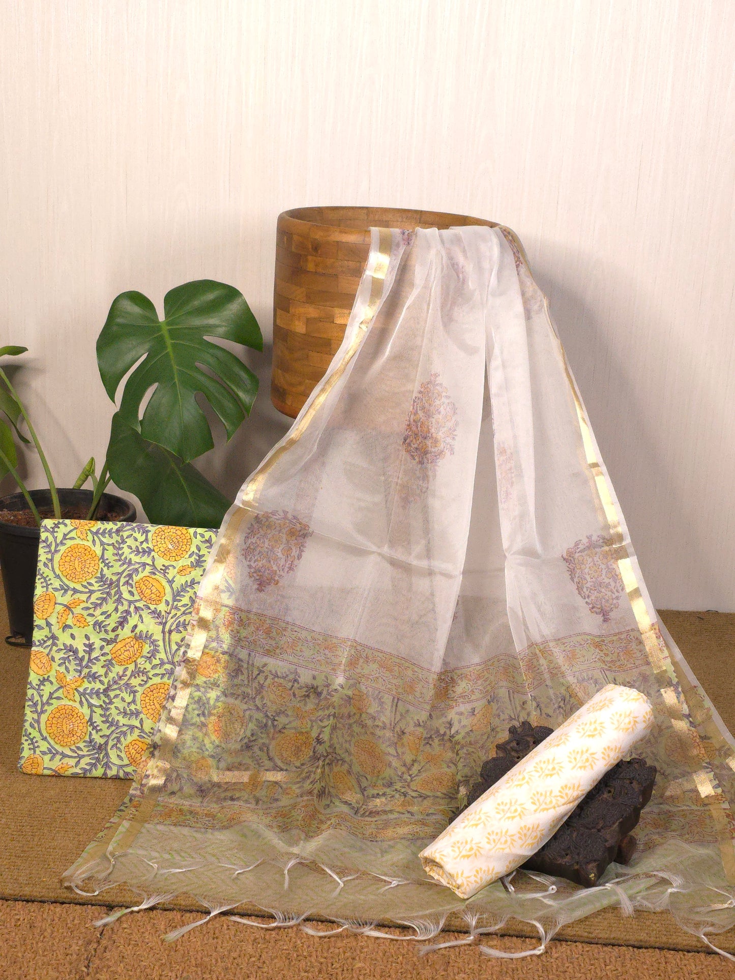 Pure cotton 3(PC) suit with organza dupatta USS-049 **ready to dispatch**
