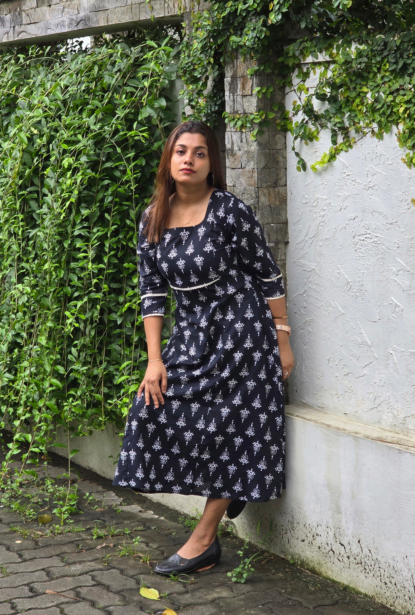 Black soft cotton floral printed kurti with lace detailed yoke and sleeves MBS-655 **Ready to dispatch**