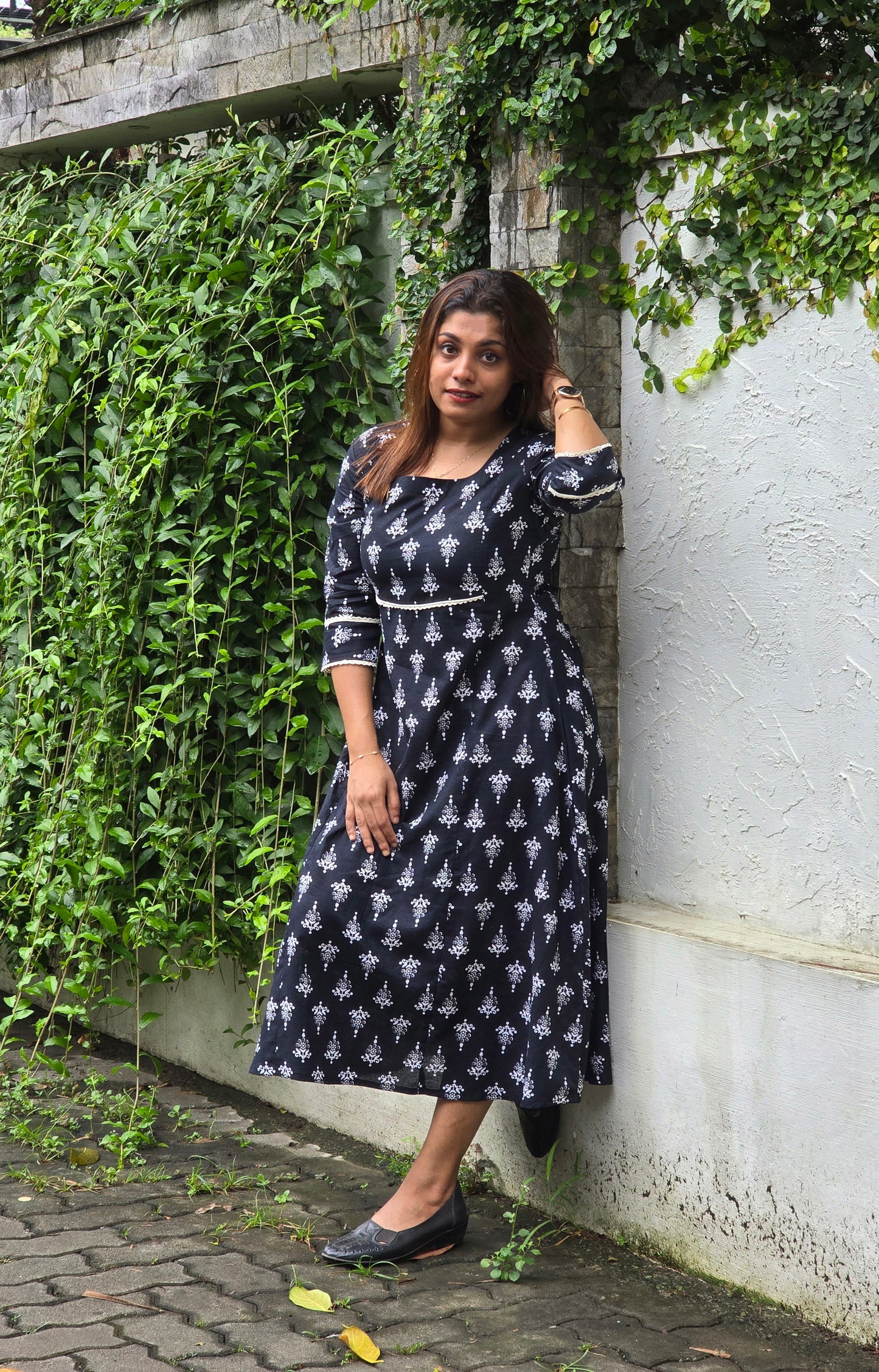 Black soft cotton floral printed kurti with lace detailed yoke and sleeves MBS-655 **Ready to dispatch**