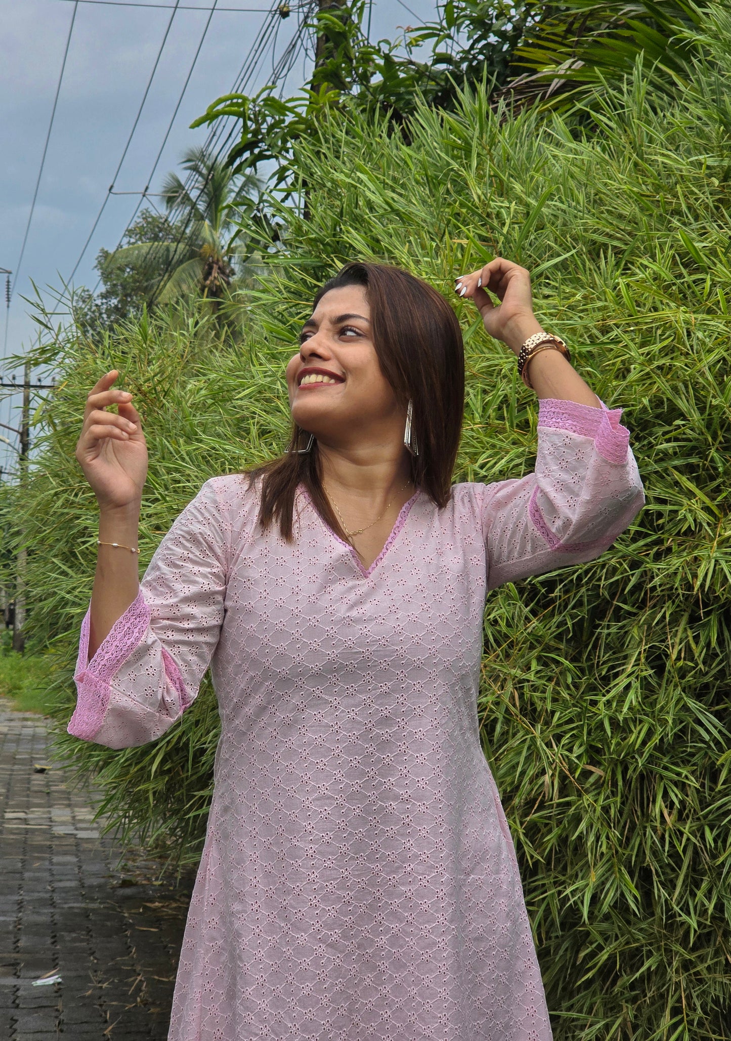 Pink shaded hacoba dress/kurti with lace detailings MBS-645