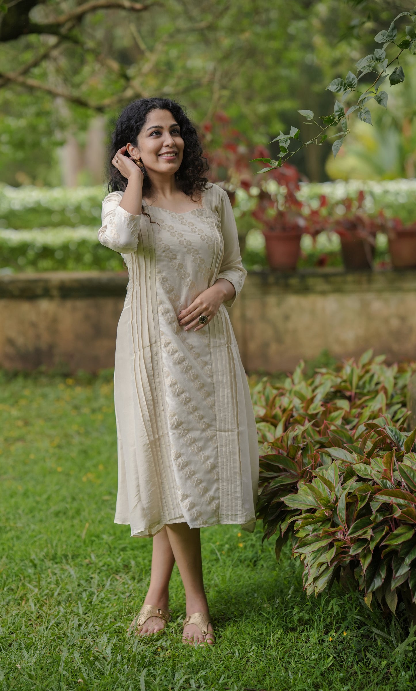 Self designed chanderi middle panelled kurti in Dyeable soft tissue fabric MBS-631