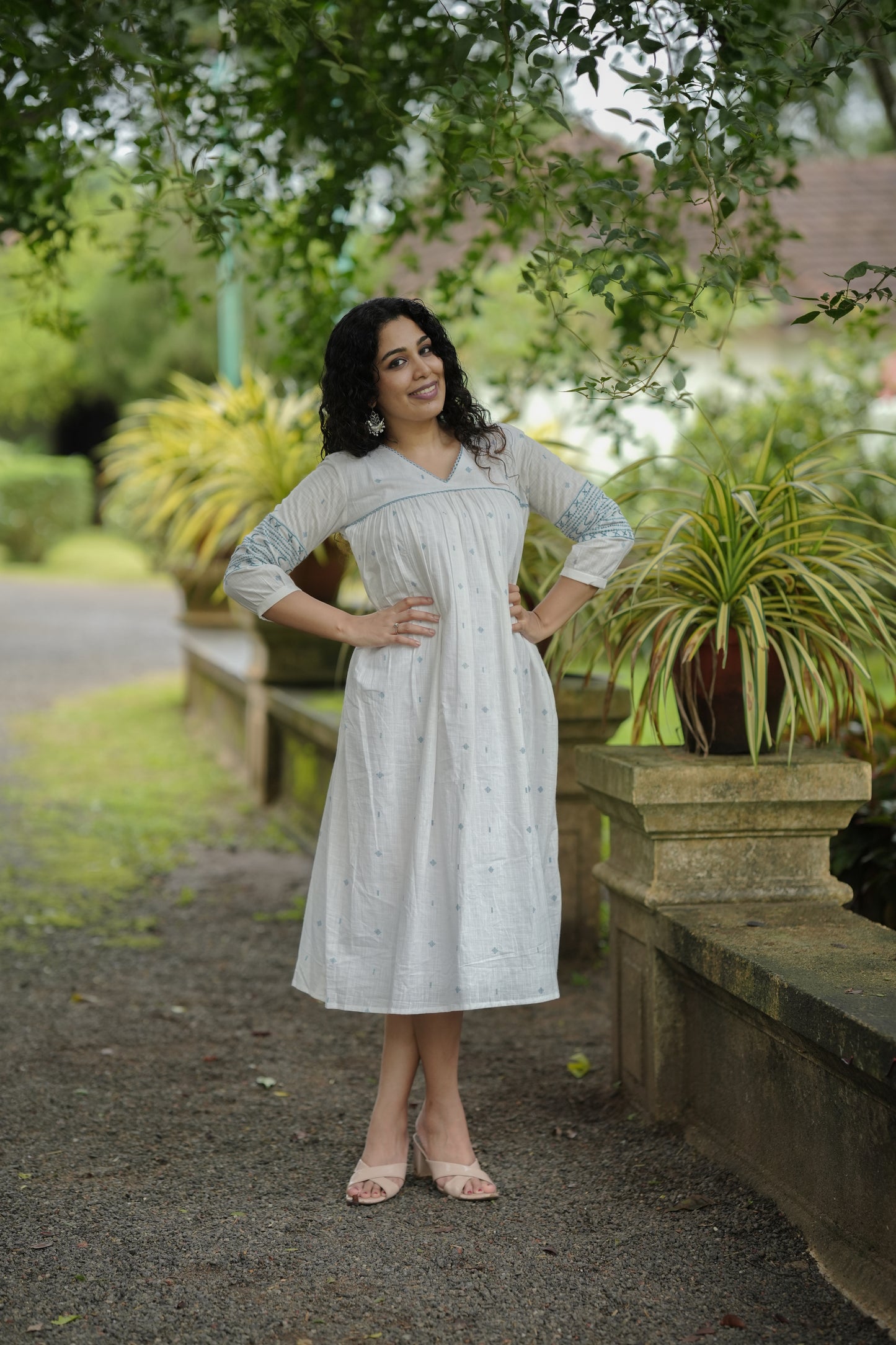White shaded cotton kurti/dress with embroidered sleeves and crochet lace detailings MBS-649