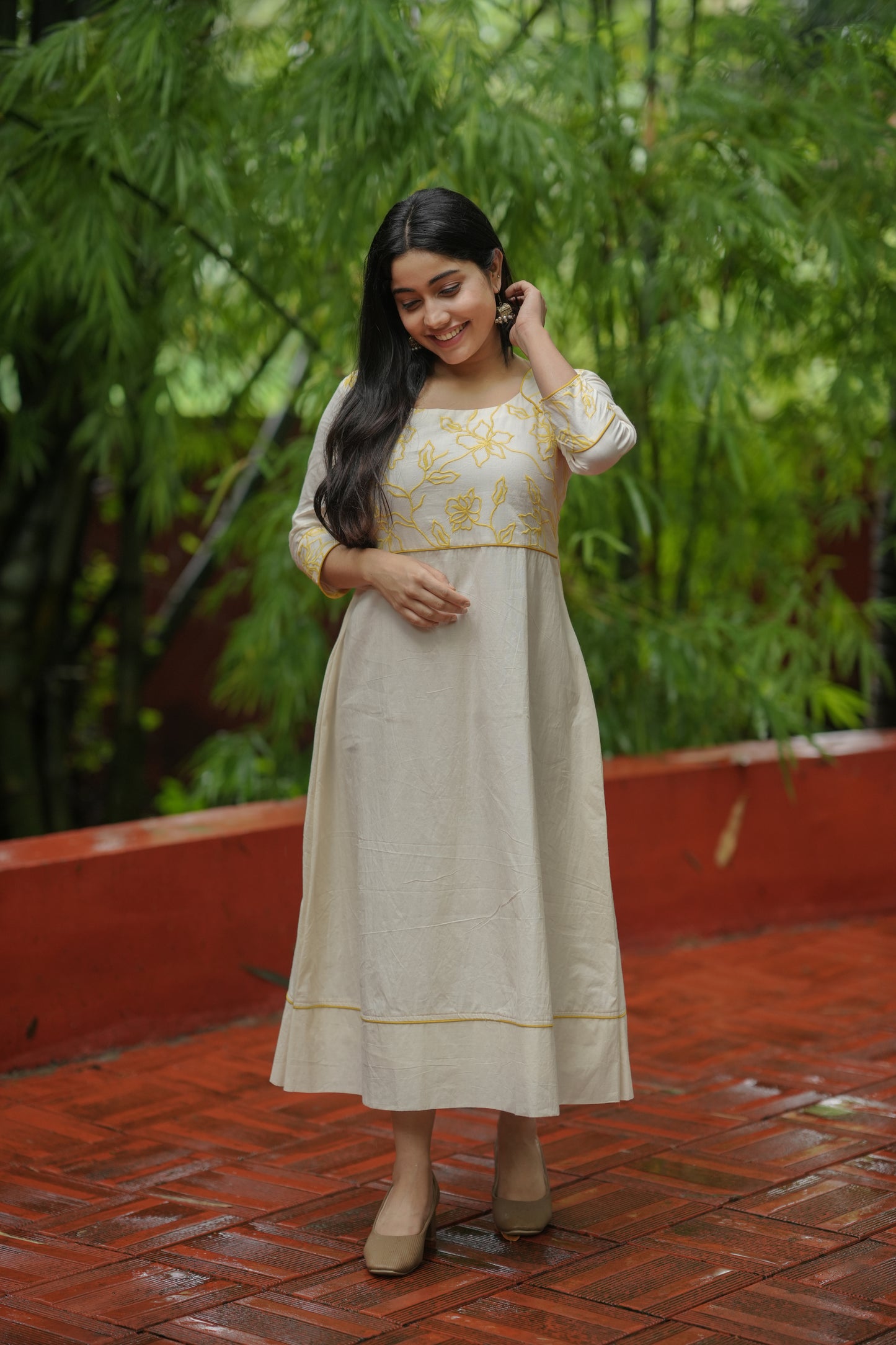 Kora cotton Aline kurti with yellow floral thread applique embroidery on yoke MBS-615