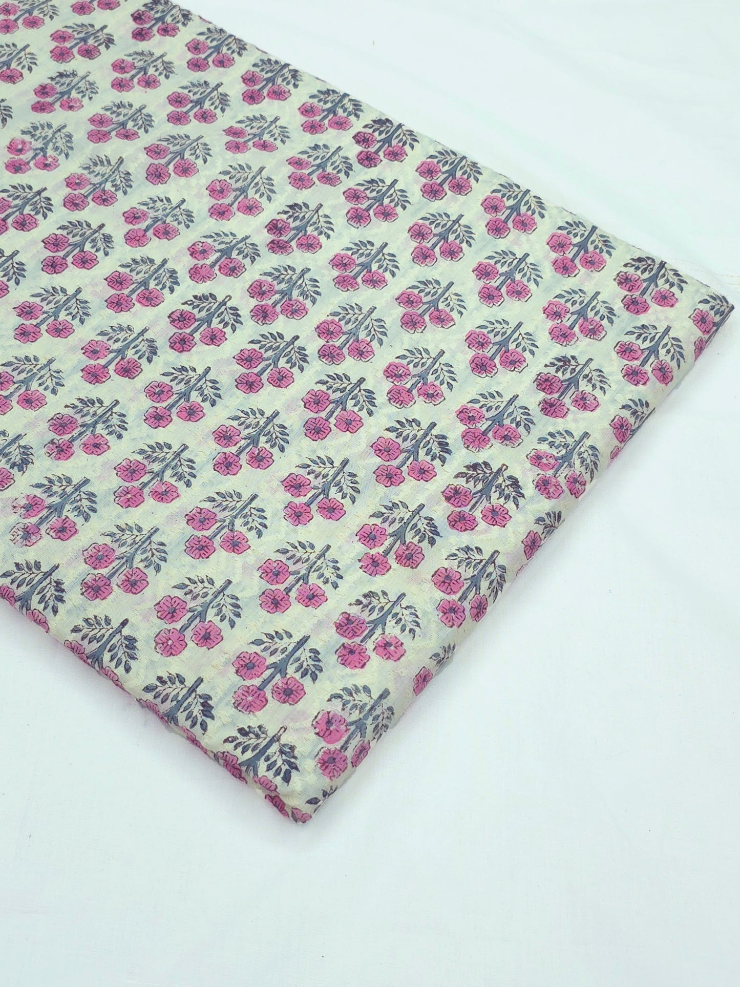 Block printed self-threaded cotton fabric DRM-0122 **ready to dispatch**