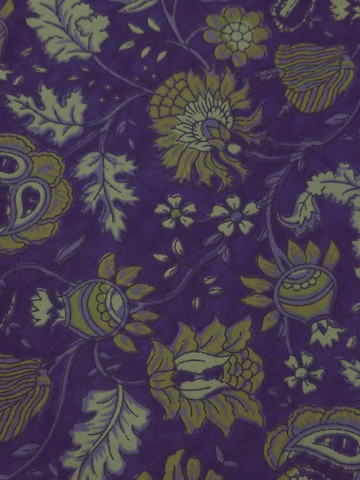 Printed cambric cotton fabric DRM-0141 **ready to dispatch**