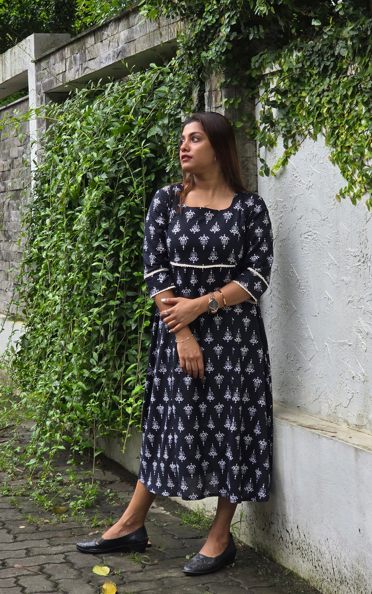 Black soft cotton floral printed kurti with lace detailed yoke and sleeves MBS-655 **Ready to dispatch**