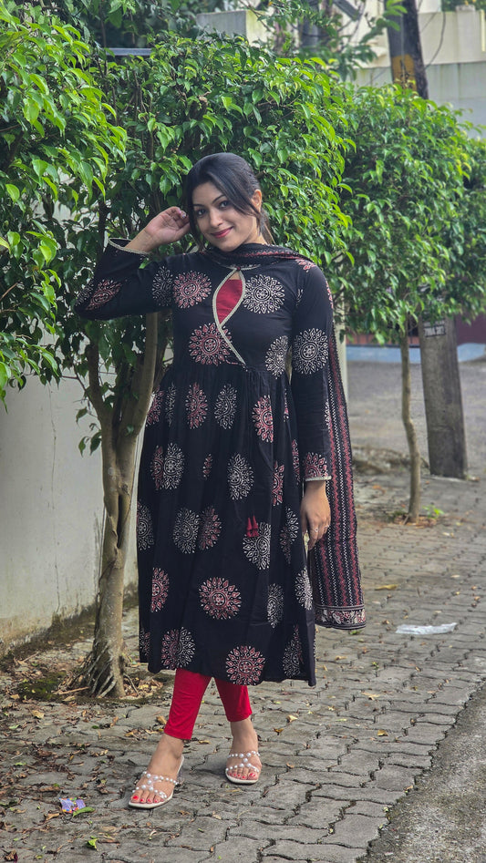 Floral printed cotton Aline kurti with semi jewel neck with dupatta MBS-670 **ready to dispatch**