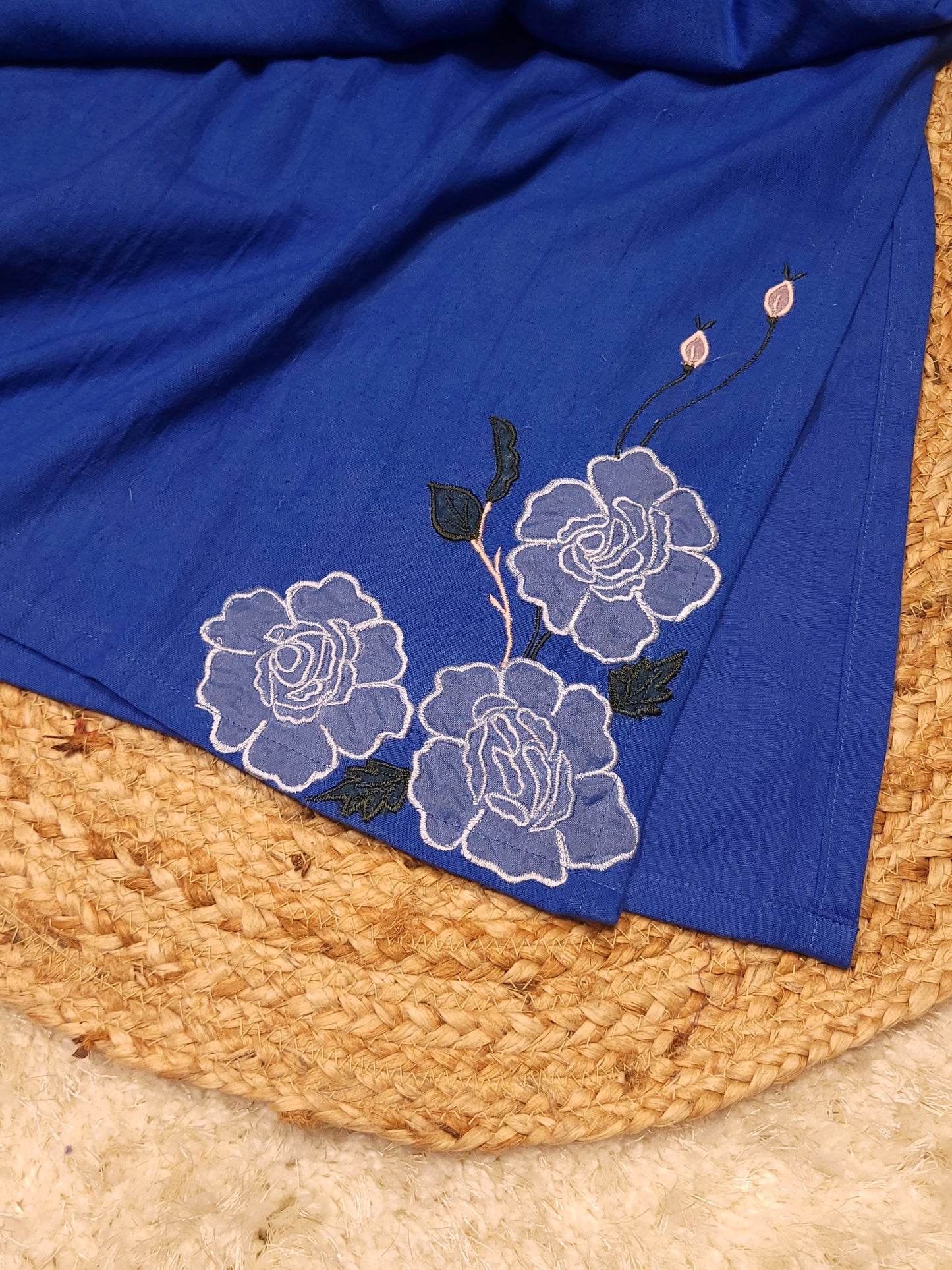 Royal blue shaded flex cotton slitted kurti with applique work and thread embroidery detailed hemline MBS-784