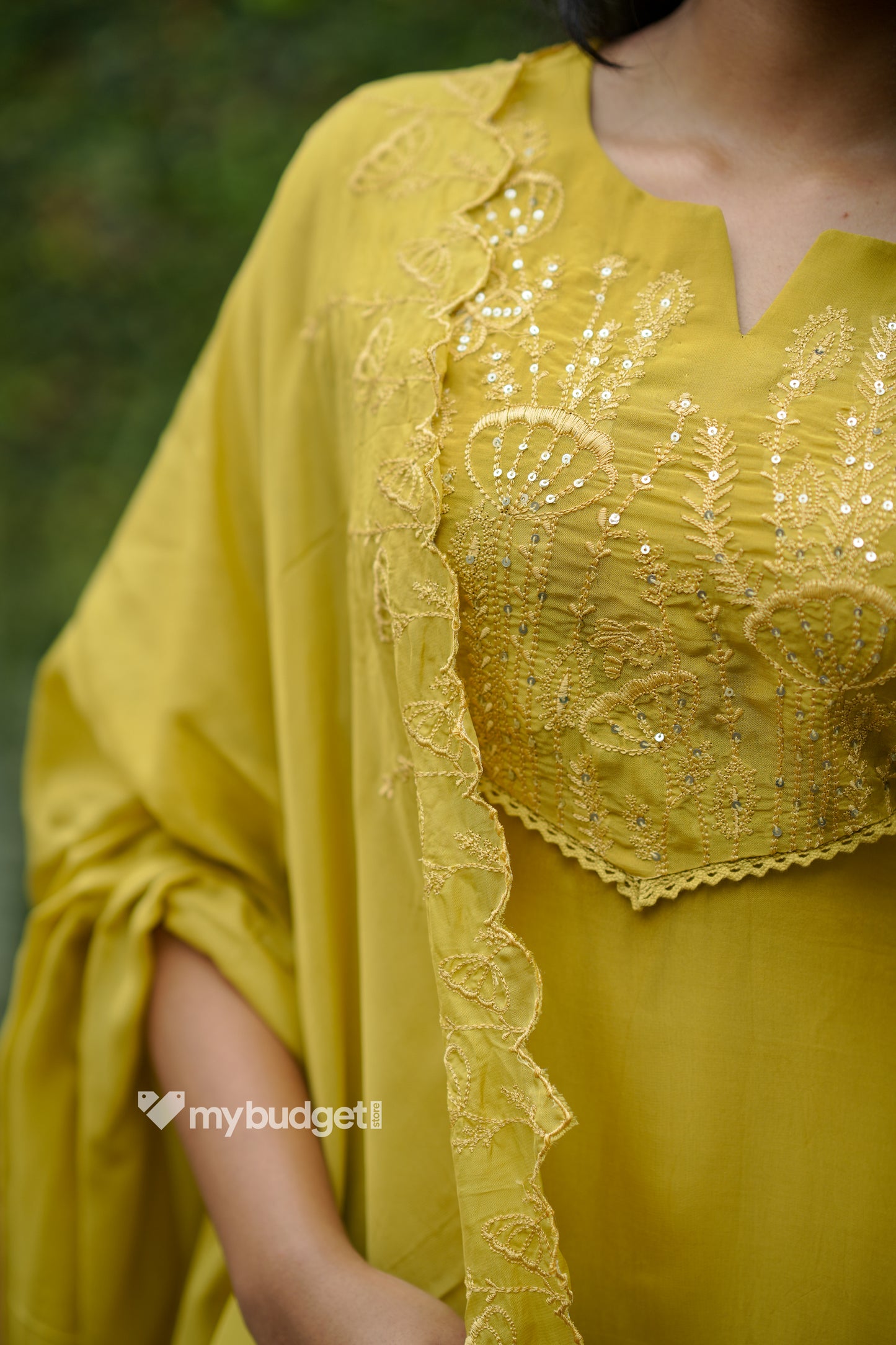 Sheen green viscose organza handworked and thread embroidered yoke kurti with heavy scalloped dupatta MBS-1253