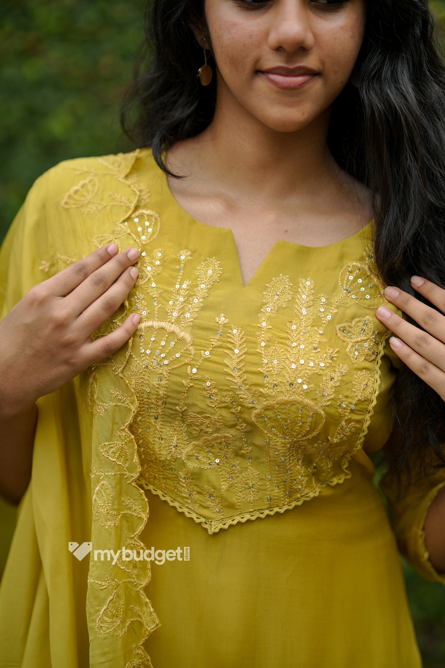 Sheen green viscose organza handworked and thread embroidered yoke kurti with heavy scalloped dupatta MBS-1253