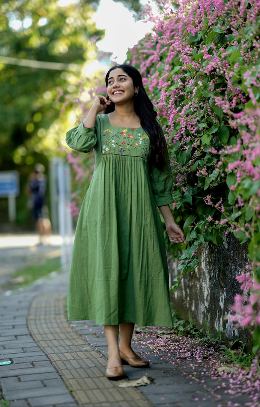 Green cotton flex lining kurti with floral embroidered yoke and gathers MBS-694