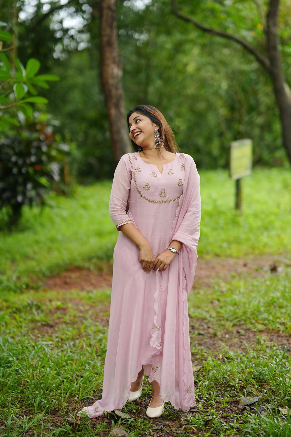 Soft lilac shaded viscose organza partywear Kurti with hand worked yoke, sleeves and dupatta (inludes 2.5 meters of snatoon fabric for bottom) MBS-1337