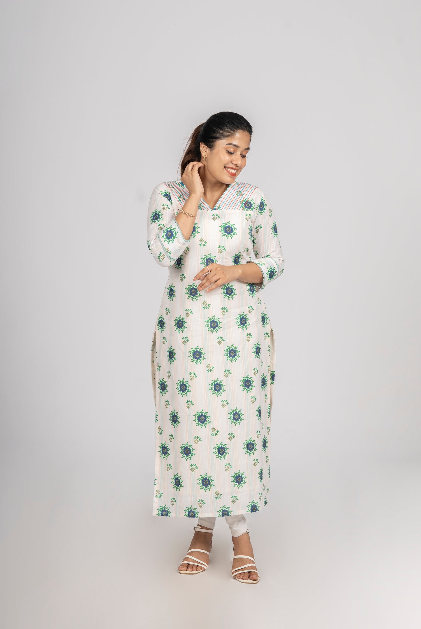 Self lined printed cotton kurti with Anchor thread detailing MBS-298