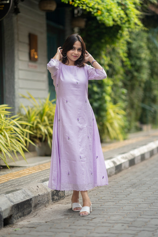 Floral embroidered dola silk Aline kurti with scalloped hemline and sleeve in lavender shade with santoon lining MBS-579