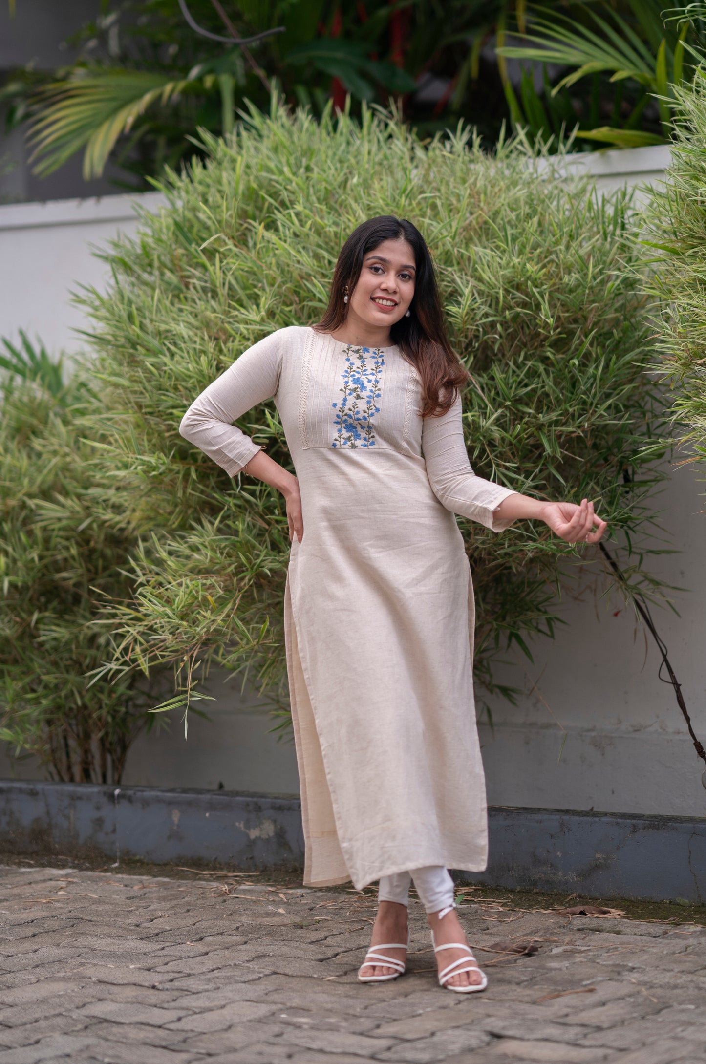 off-white cotton flex kurti with floral embroidery detailing with pintucks and crochet laceMBS-R249