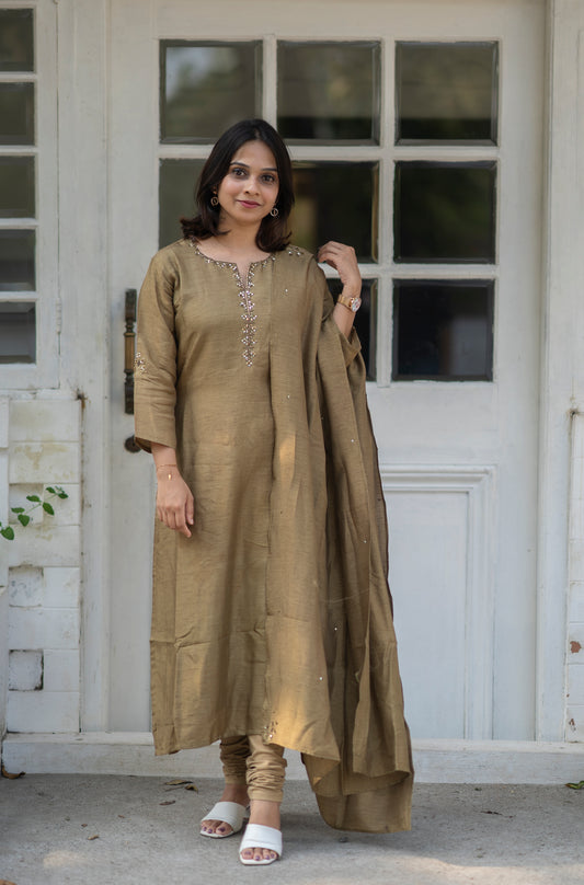Antique gold shaded slitted kurti with handworked front and back yoke and sleeve with santoon lining MBS-596