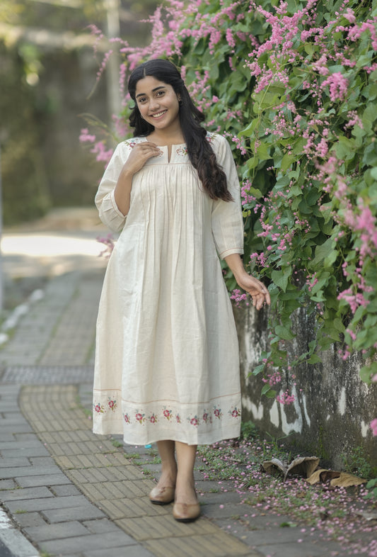Kora flex cotton kurti with floral embroidered yoke and hemline MBS-711