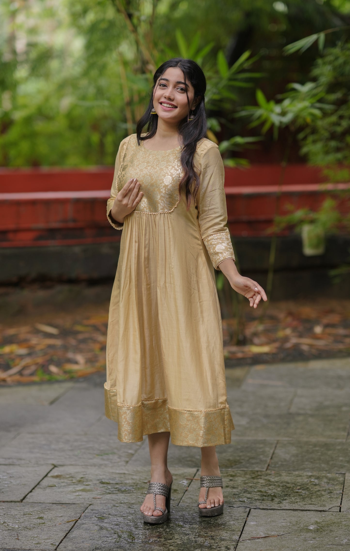 Pure viscous mul chanderi  kurti with premium banarasi Jacquard yoke MBS-636