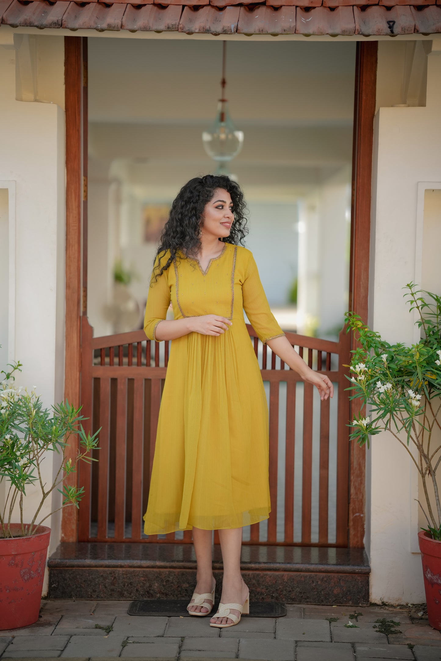 Yellow Green Kurtas Set - Buy Yellow Green Kurtas Set online in India